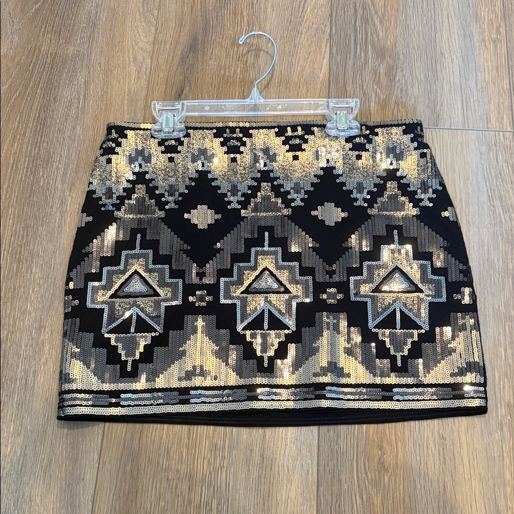 Express Black and Gold Patterned Mini Skirt